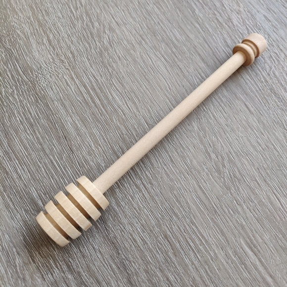 White Decorative Honey Pot with Wooden Dipper and Lid - Picture 7 of 10